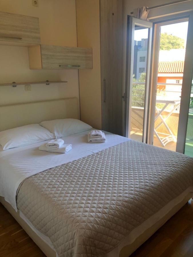 רפאלוביץ' Apartments Rafailovic Ljubo מראה חיצוני תמונה