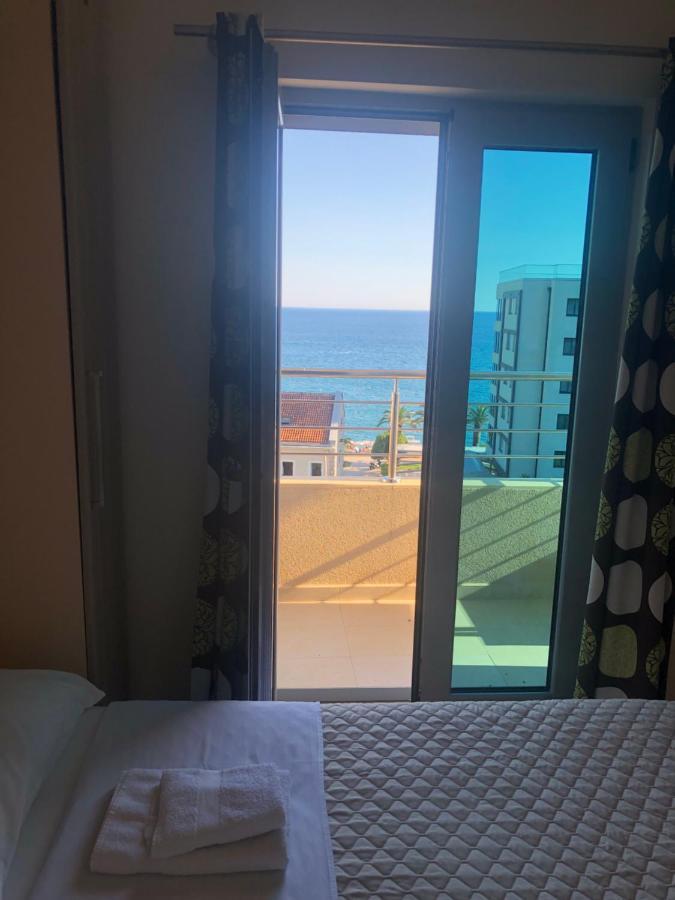רפאלוביץ' Apartments Rafailovic Ljubo מראה חיצוני תמונה