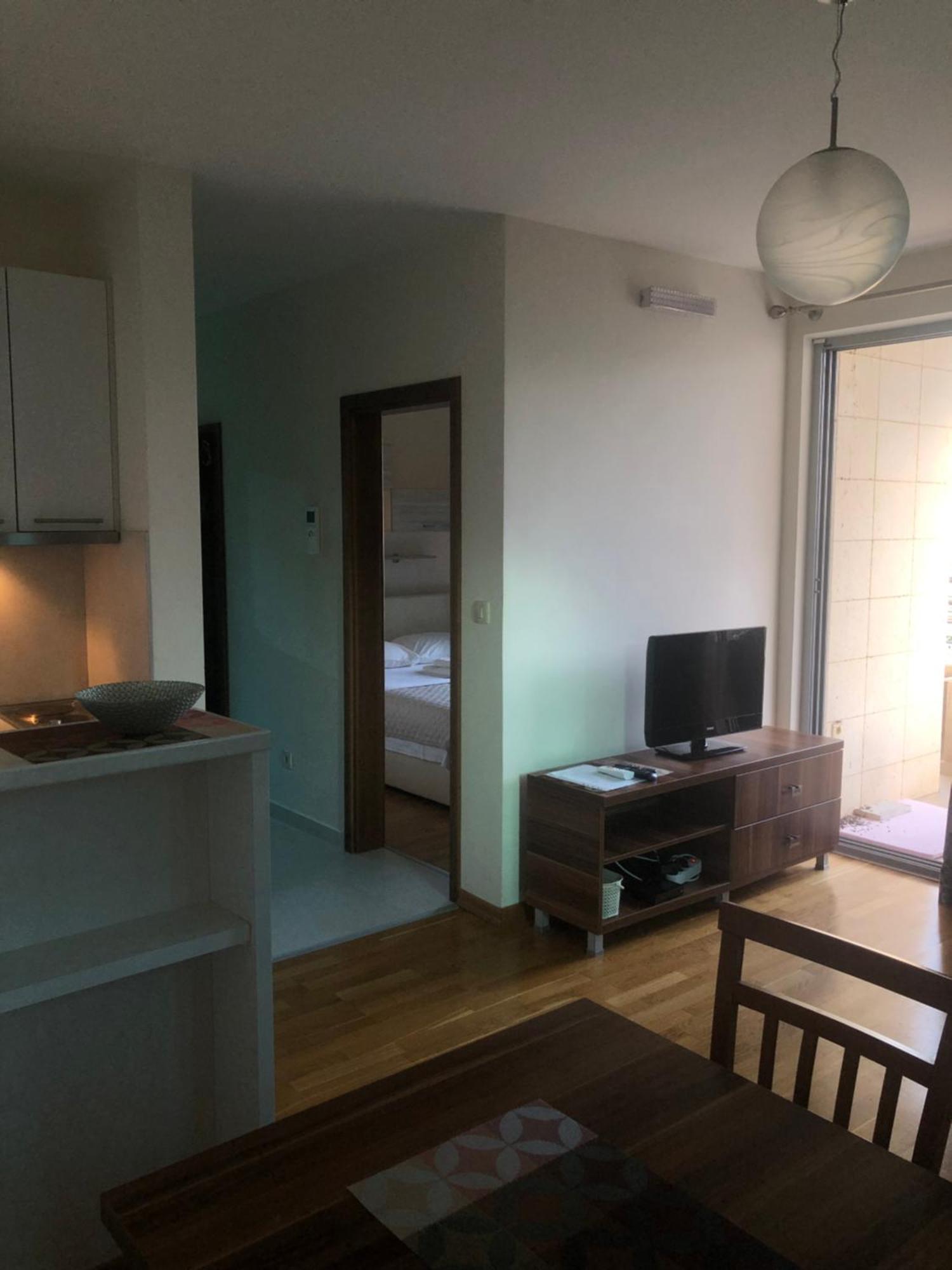 רפאלוביץ' Apartments Rafailovic Ljubo מראה חיצוני תמונה