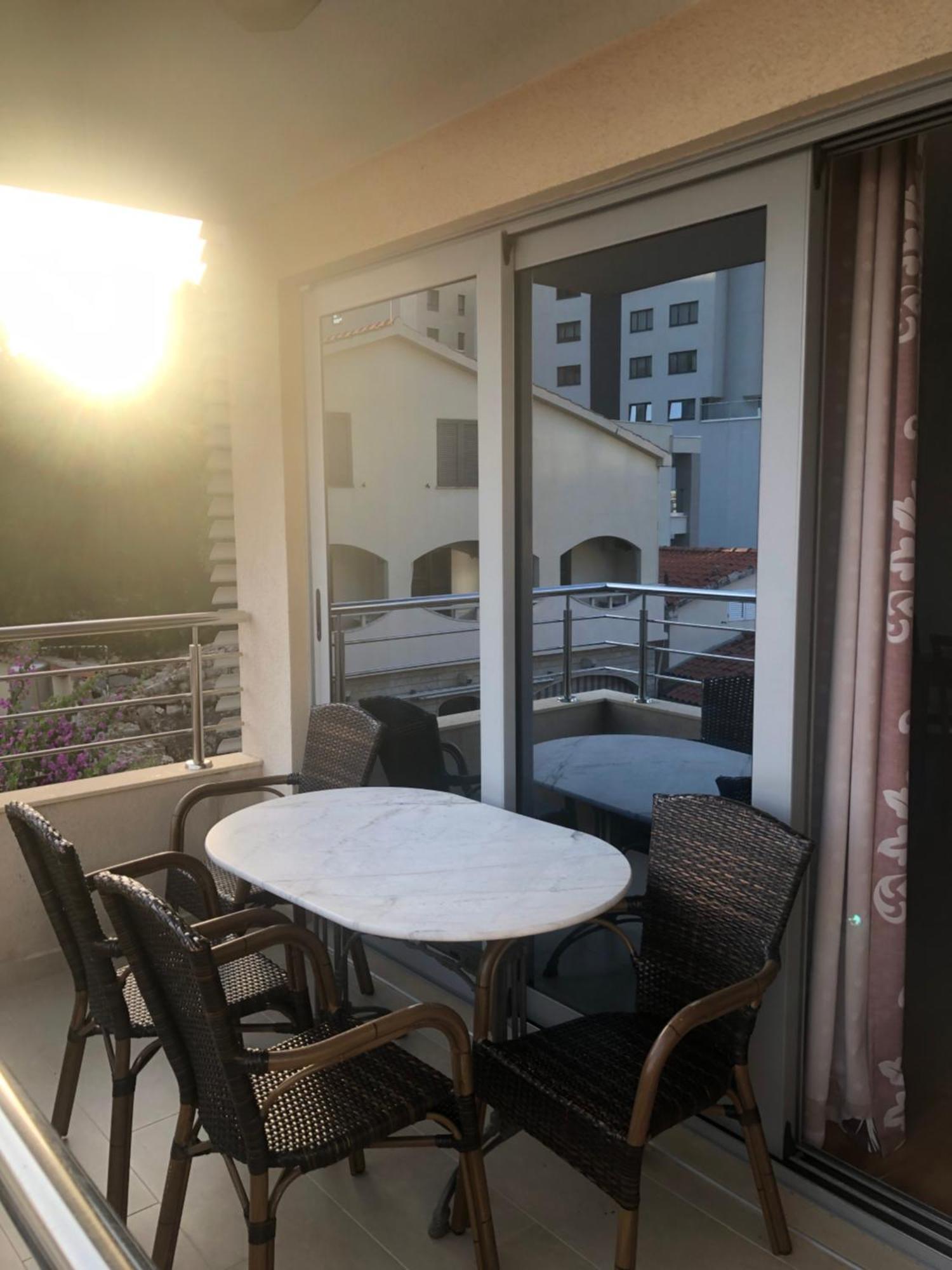 רפאלוביץ' Apartments Rafailovic Ljubo מראה חיצוני תמונה
