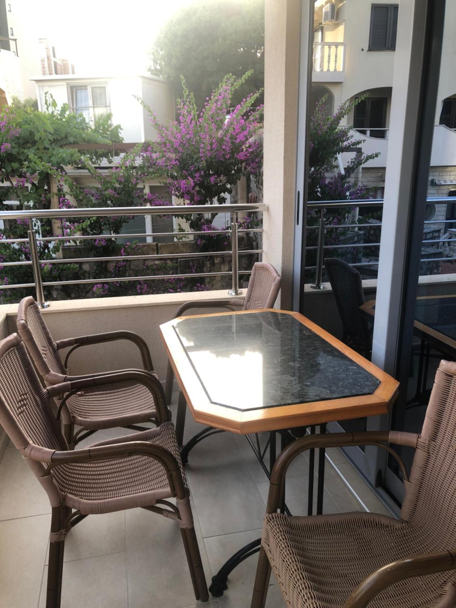 רפאלוביץ' Apartments Rafailovic Ljubo מראה חיצוני תמונה