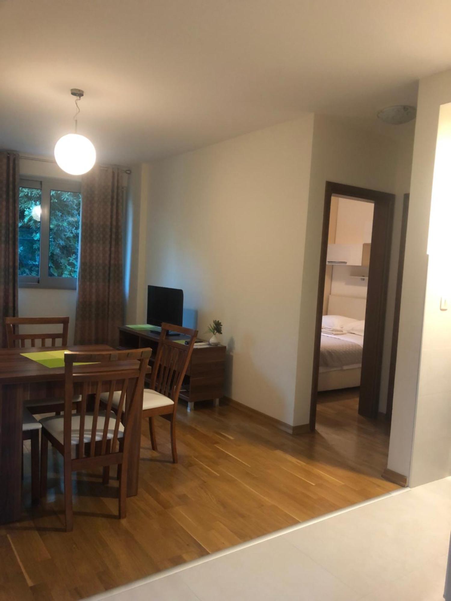 רפאלוביץ' Apartments Rafailovic Ljubo מראה חיצוני תמונה