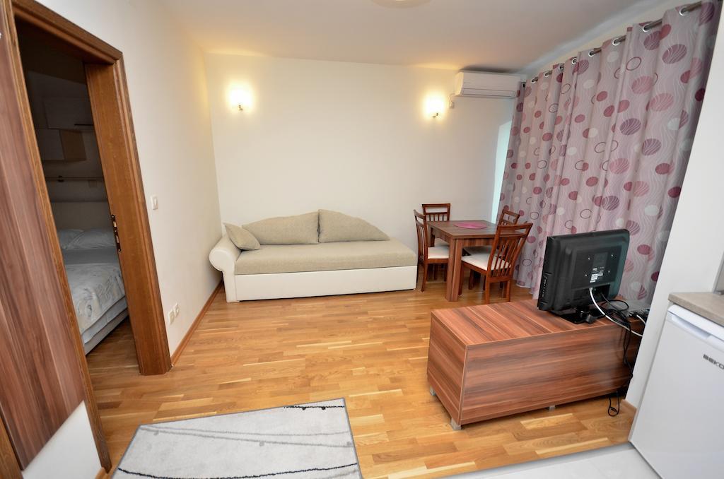 רפאלוביץ' Apartments Rafailovic Ljubo חדר תמונה