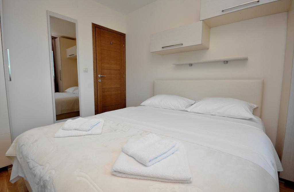 רפאלוביץ' Apartments Rafailovic Ljubo מראה חיצוני תמונה