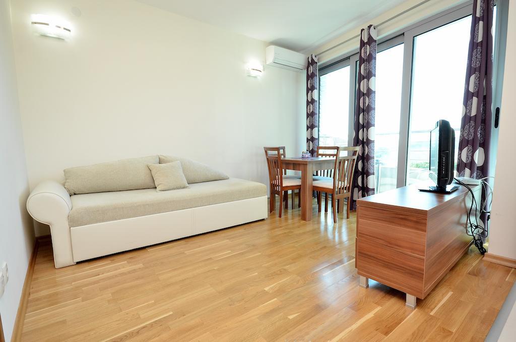 רפאלוביץ' Apartments Rafailovic Ljubo מראה חיצוני תמונה