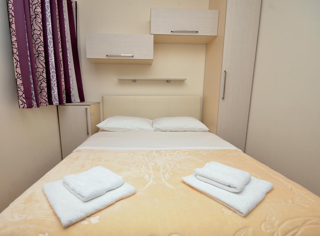 רפאלוביץ' Apartments Rafailovic Ljubo מראה חיצוני תמונה